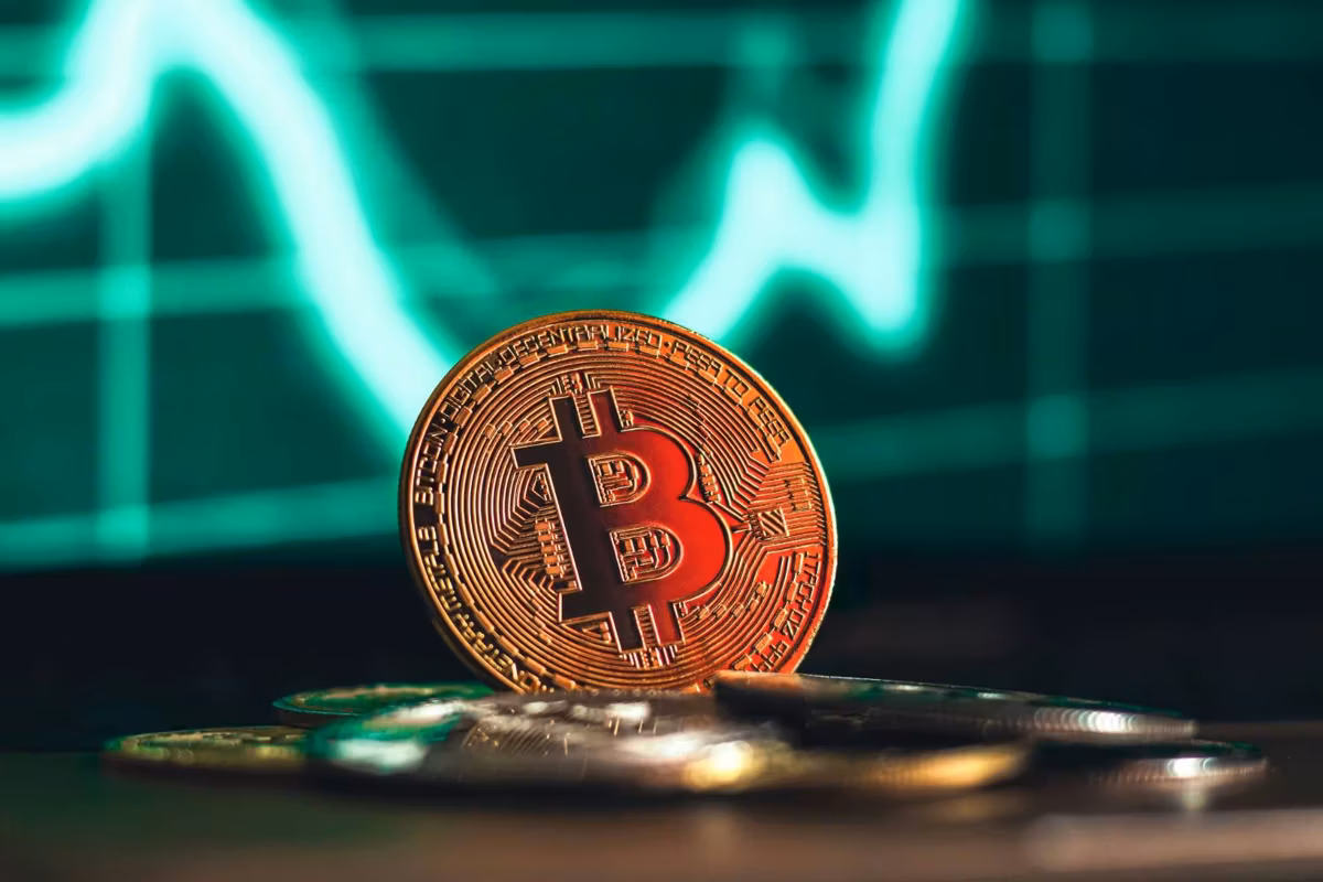 Crypto Market Update: Bitcoin Price Rallies as Trump Backs CLARITY Act