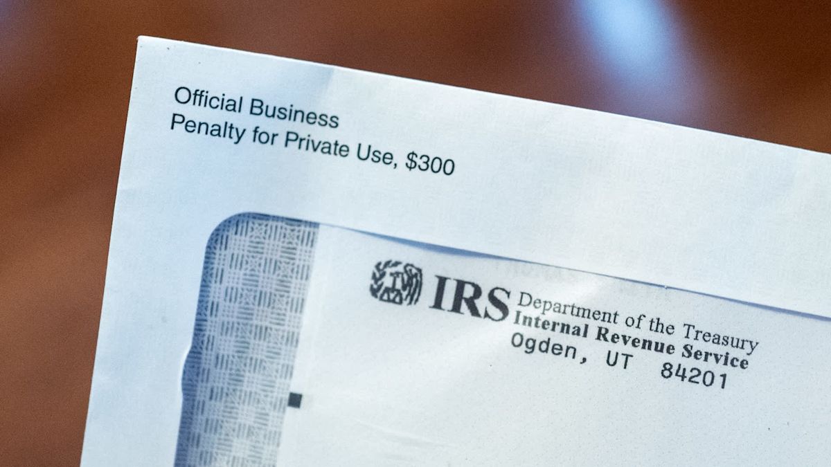 IRS warns fake tax letters with QR codes are targeting US crypto holders