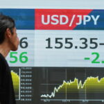 US dollar weakens sharply against the Japanese yen after market interventions