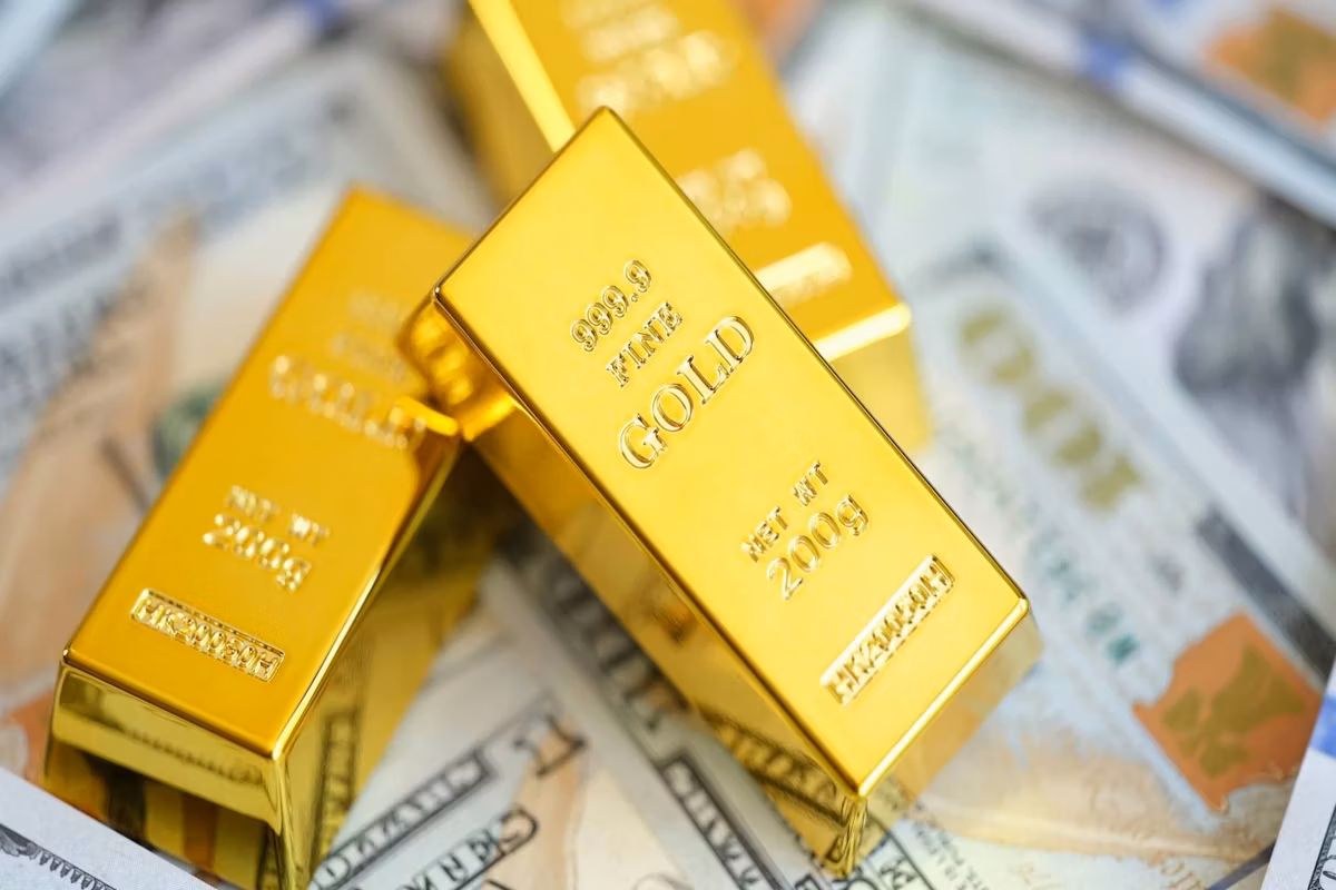 Gold Futures Rally as US-Iran Escalation Drives Bid