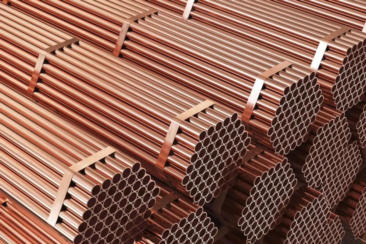 Copper Prices Near Record Levels as LME Inventories Sink on Tariff Fears