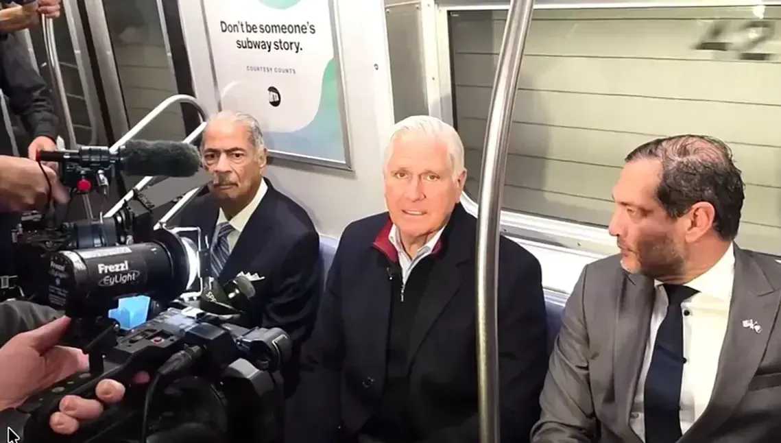 Bruce Blakeman hammers Dem Gov Hochul, Mamdani over subway safety during NYC campaign ride